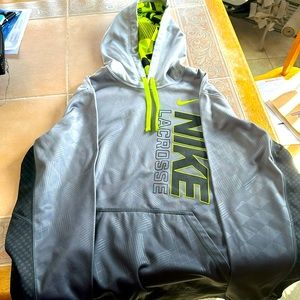 Men’s Medium Nike Lacrosse Sweatshirt